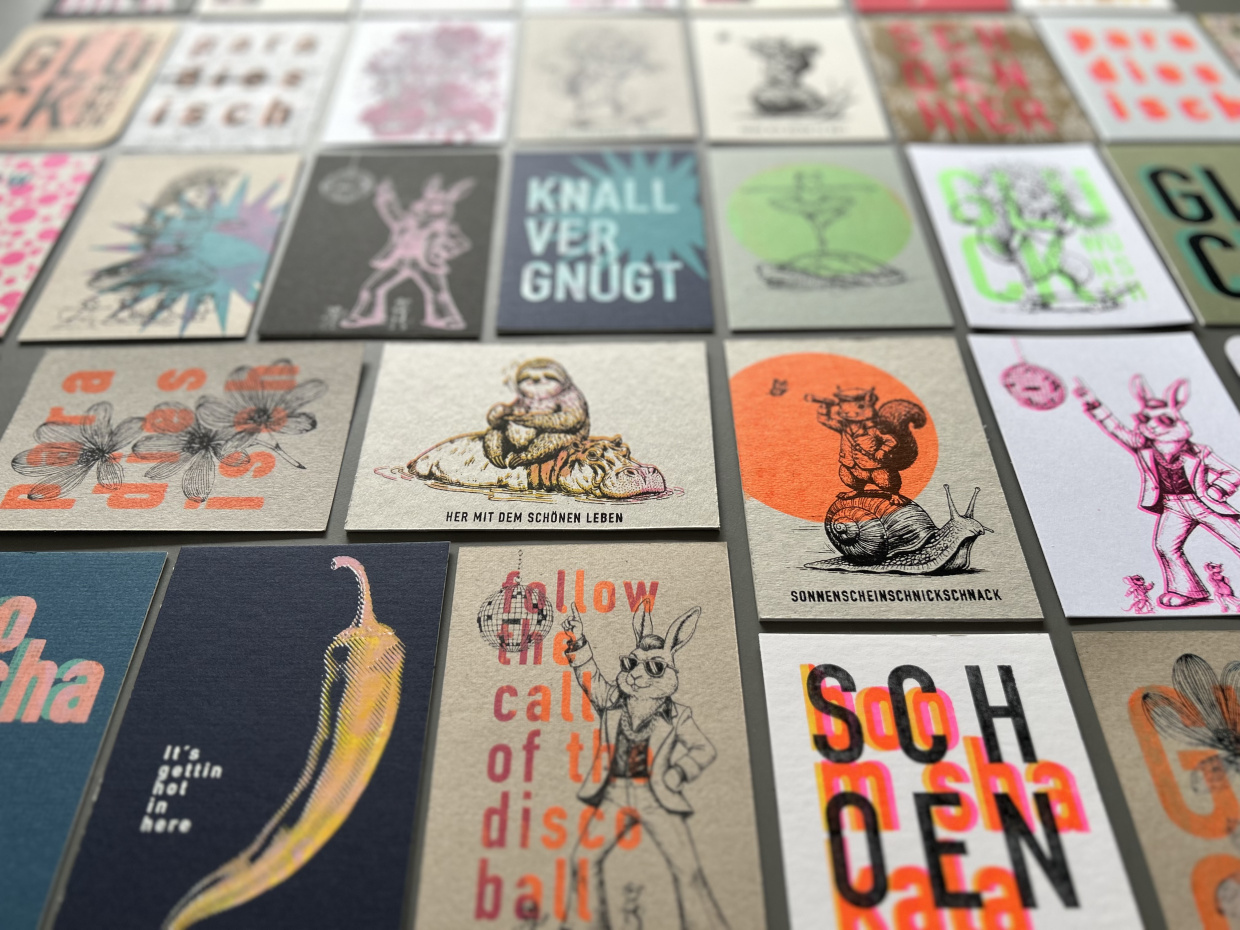 Postkarten in verschiedenen Druckvariationen 