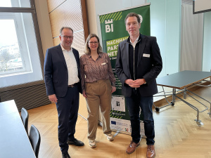Martin Knabenreich, Annika Schöning und Dr. Clemens Pues